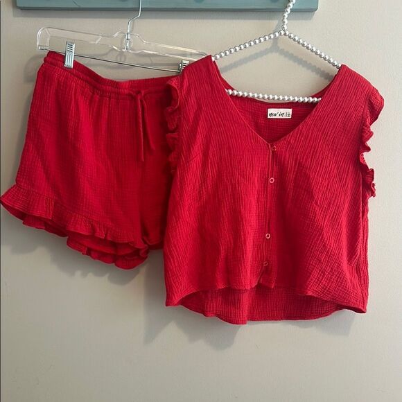 Women’s Large Lounge Set. Tank Top and Shorts. Size Large - Picture 1 of 9